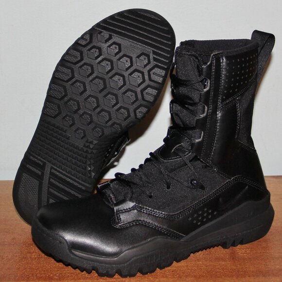 Nike 8" SFB Field 2 Boots Mens 7 Womens 8.5 Black Military Tactical - Picture 1 of 6
